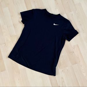 Nike Black Basic Classic Tee Shirt with Swoop